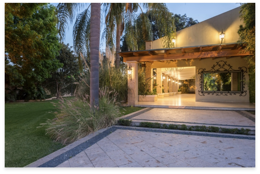 el alcazar quinta de torres entrada